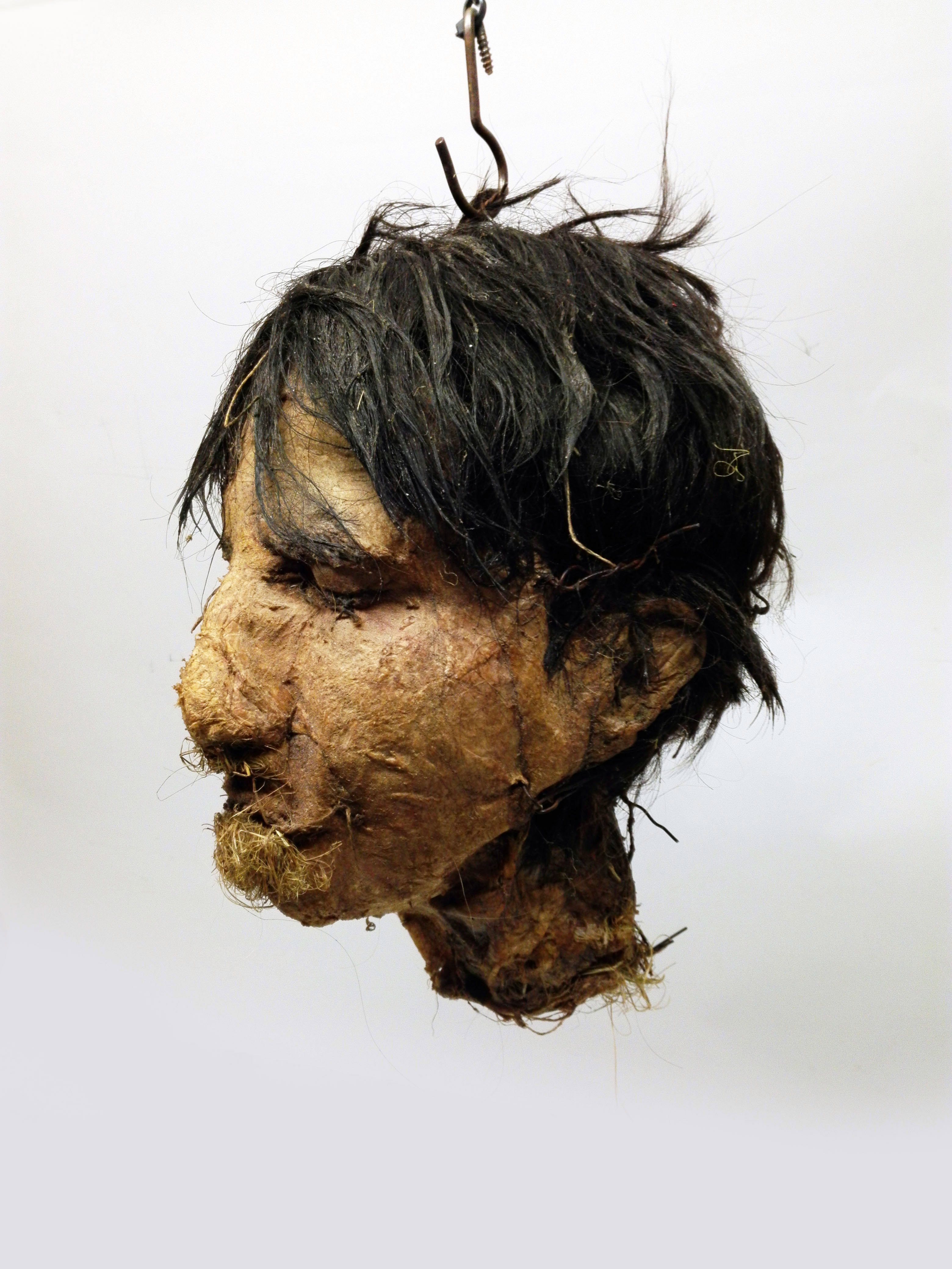 cabeza no3 hombre castaıo momificado replica 30x19x24 1u